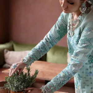 Republic Womenswear Amaani Eid Luxury Lawn 2023 D3-B
